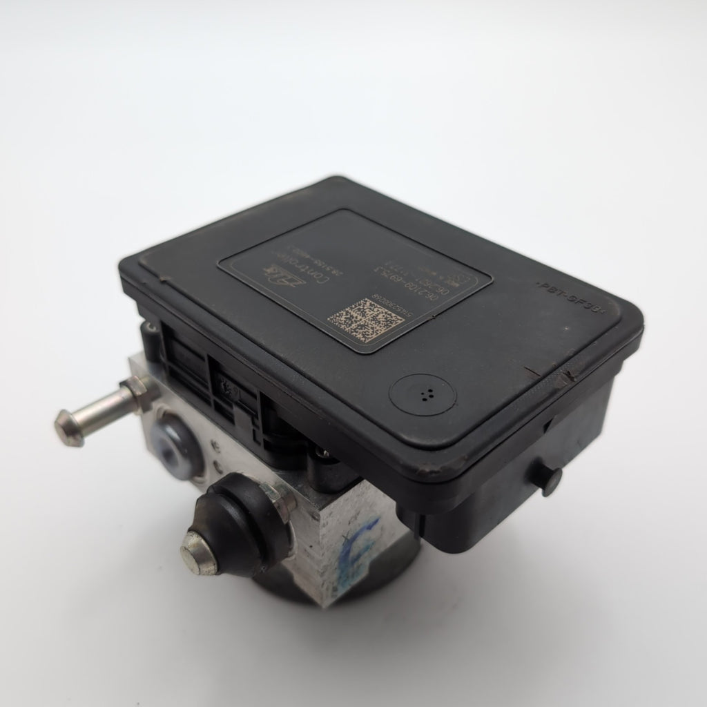2014 2015 2016 Mitsubishi ABS Anti Lock Brake Pump Control Unit 4670A966