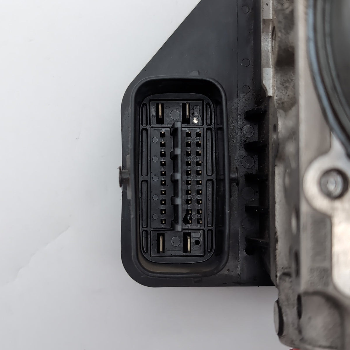 2010 Toyota Matrix ABS Anti Lock Brake Pump Control Unit OEM 44540-02141