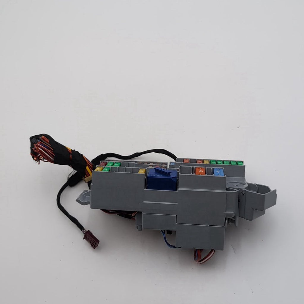 2021 - 2026 BMW M340i G20 G09 G80 G42 G87 Front Power Distribution Fuse Box