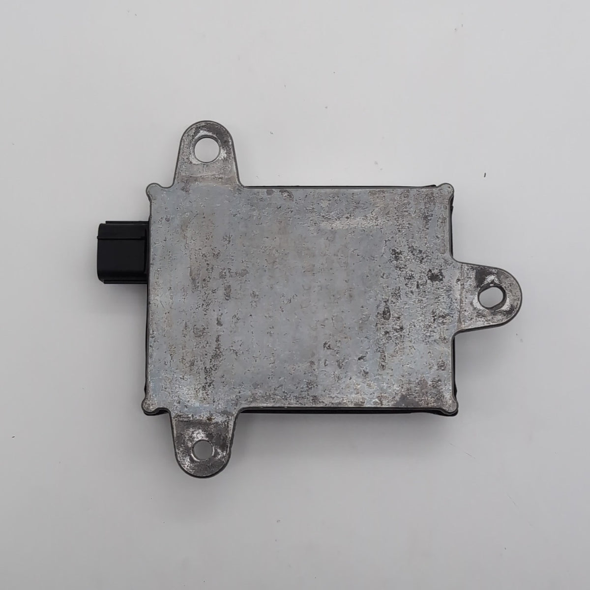 2015 2016 LEXUS IS350 REAR LEFT DRIVER SIDE BLIND SPOT RADAR SENSOR MODULE OEM