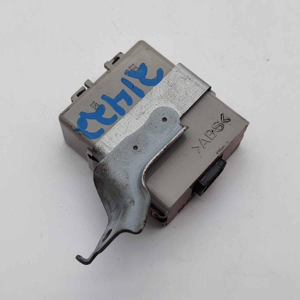 2008 2009 2010 2011 2012 2013 Toyota Highlander TPMS Control Module 89769-48080
