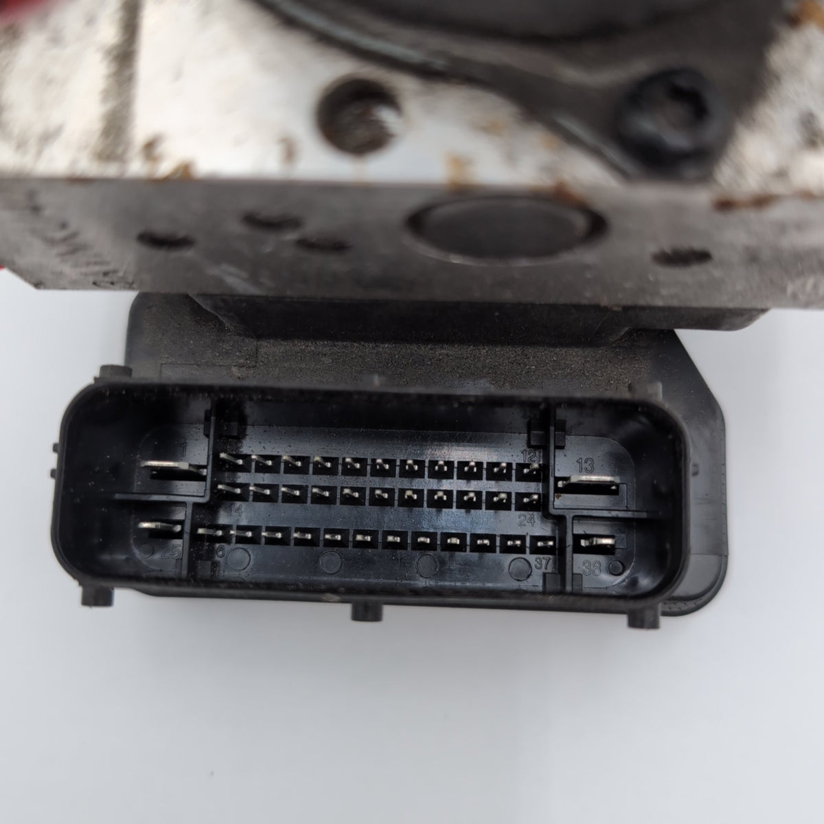 2014 2015 2016 Chevrolet Trax ABS Anti Lock Brake Pump 94541506