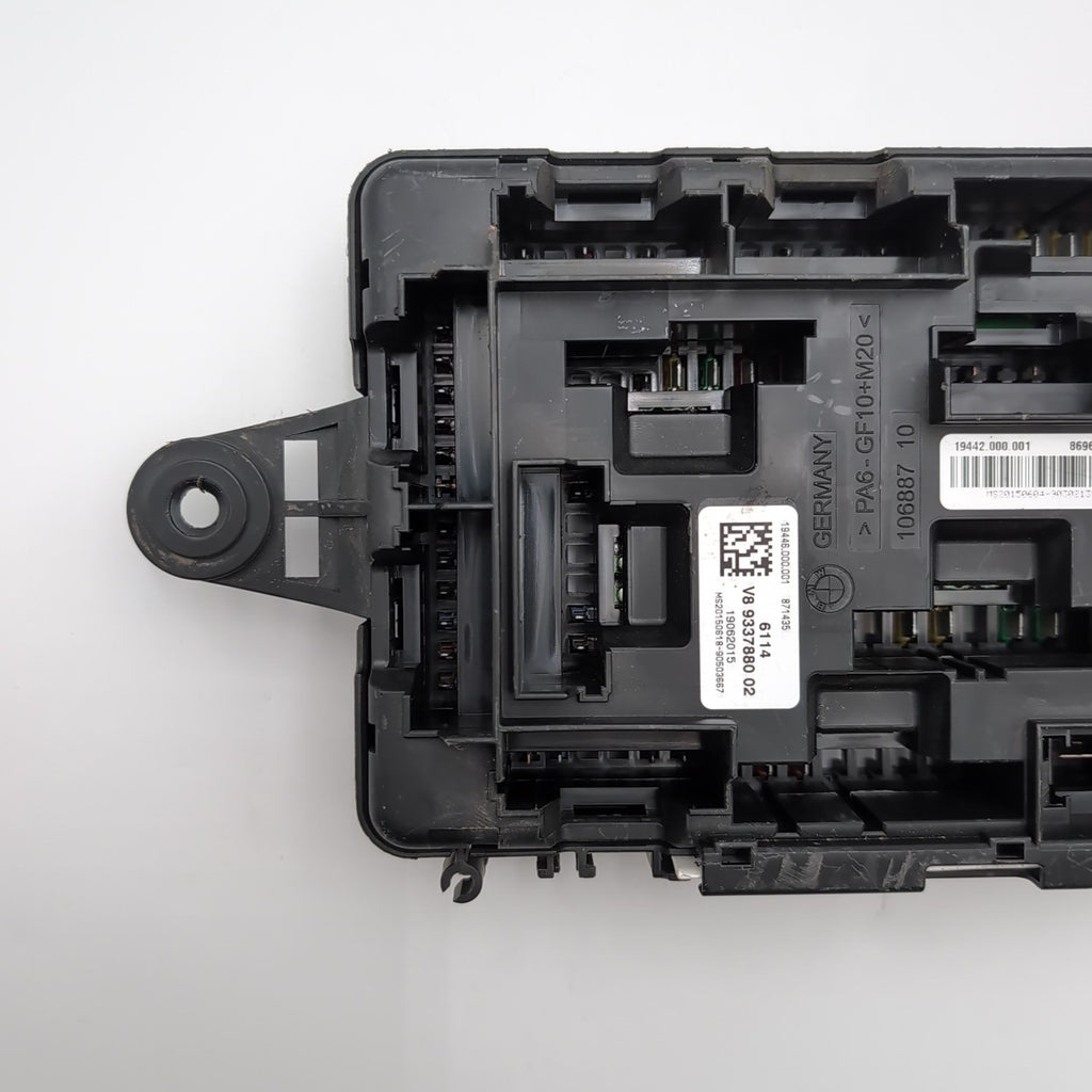 2013- 2016 BMW F30 F32 F34 F36 F80 F82 M3 M4 REAR FUSE RELAY BOX MODULE 9337880