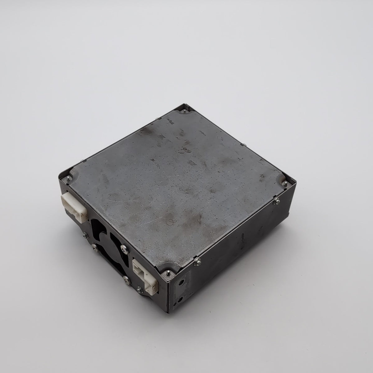 2007- 2012 TOYOTA FJ CRUISER AC DC POWER CONVERTER INVERTER MODULE 8621035040