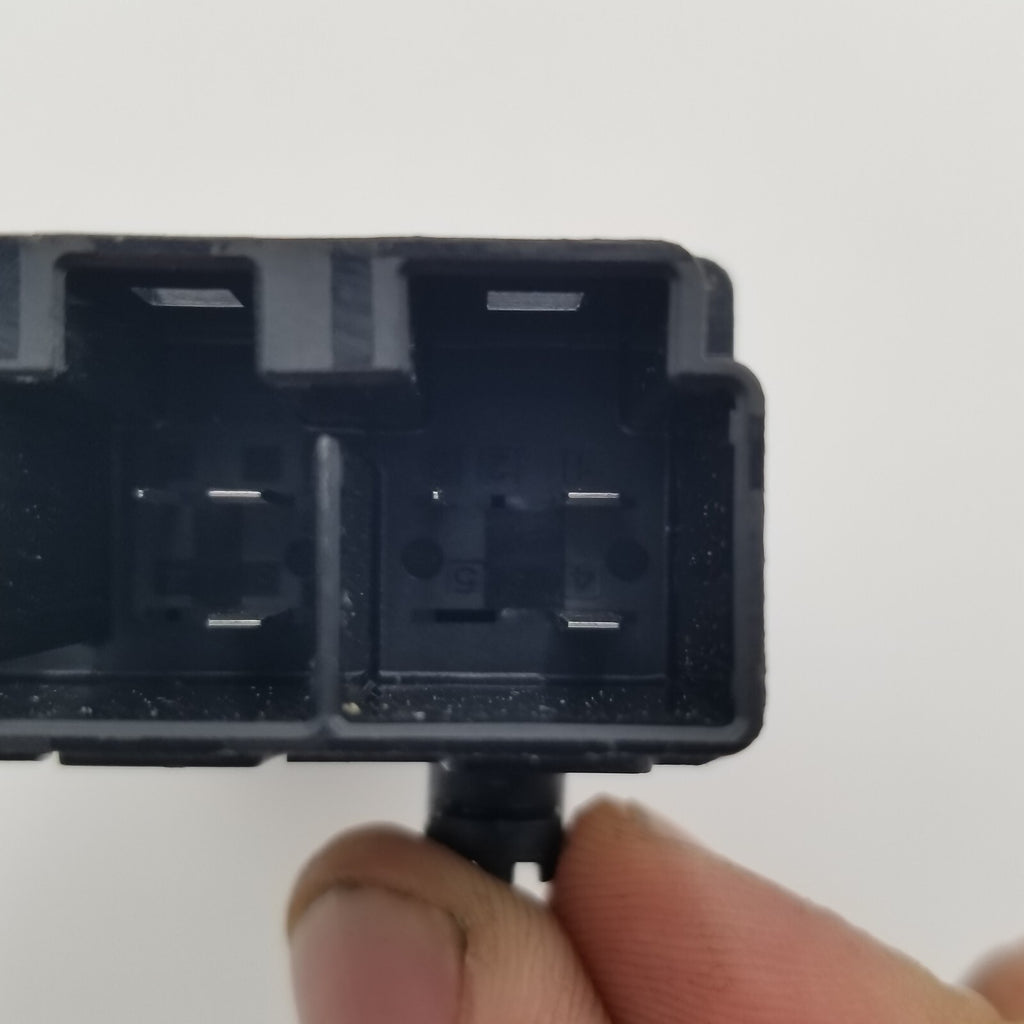 2019- 2024 BMW X5 G05 REAR LEFT DRIVER SEAT HEAT HEATED CONTROL MODULE 7490465
