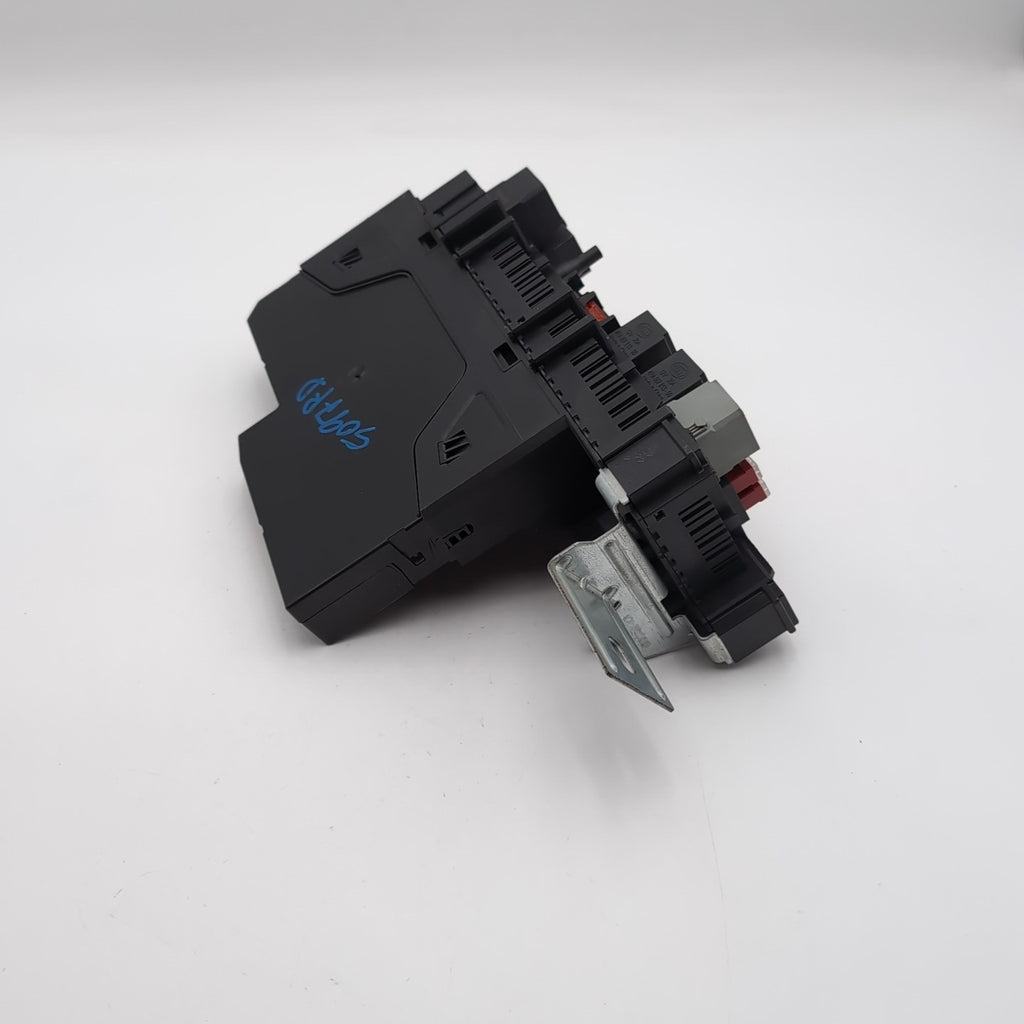 2010- 2015 Mercedes X204 GLK350 GLK250 Rear SAM Module Fuse Relay Junction Box