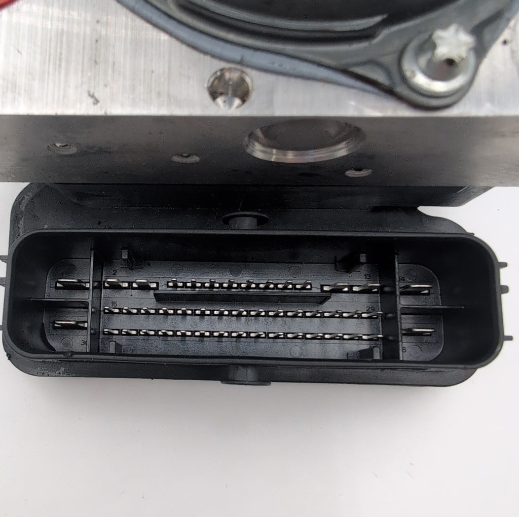 2016 2017 Jaguar XE XF ABS Anti Lock Brake Pump Control Unit OEM HX73-14F447-AF