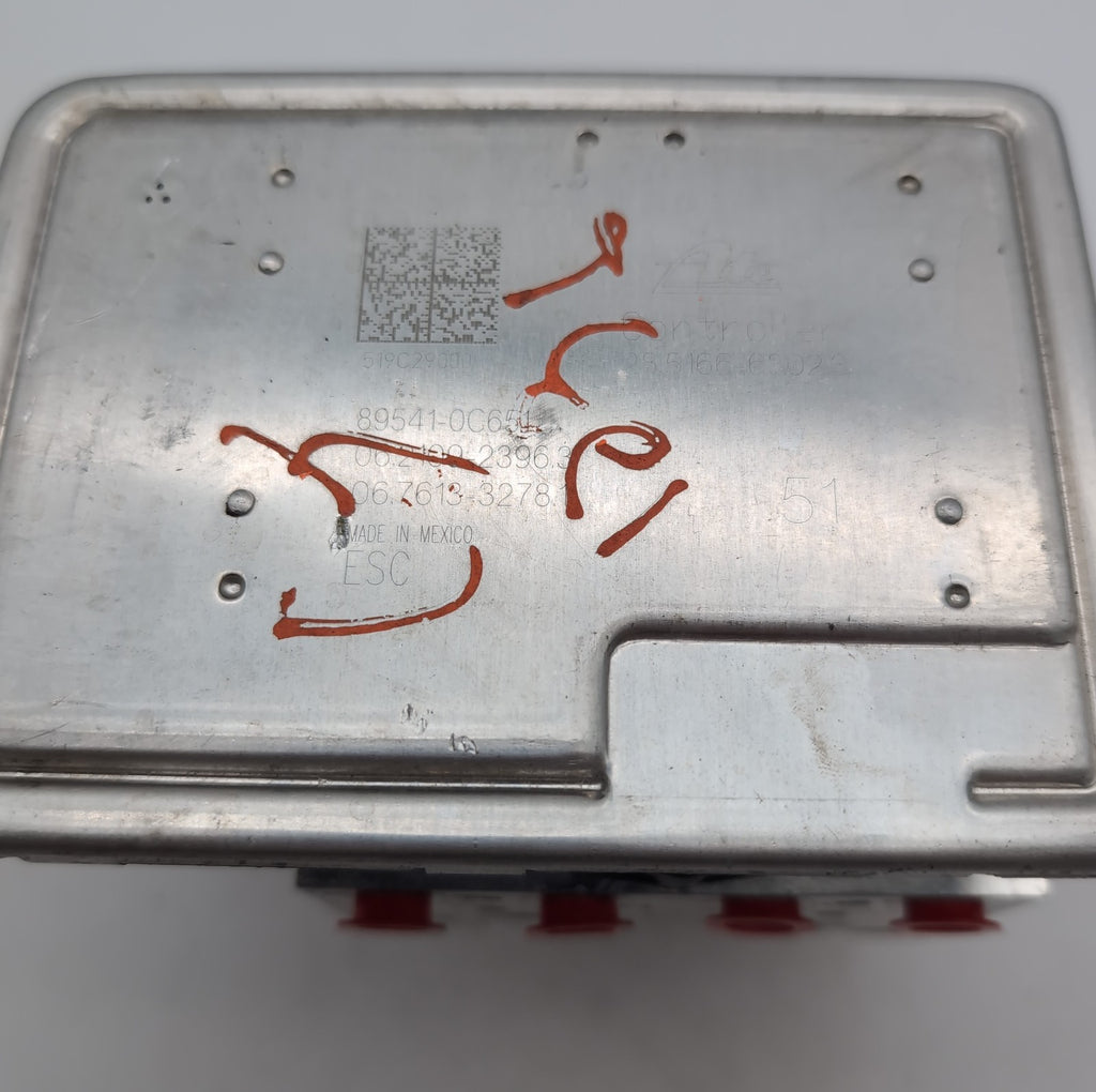2020 2021 Toyota Tundra 5.7L ABS Anti Lock Brake Pump Control Unit 44500-0C461