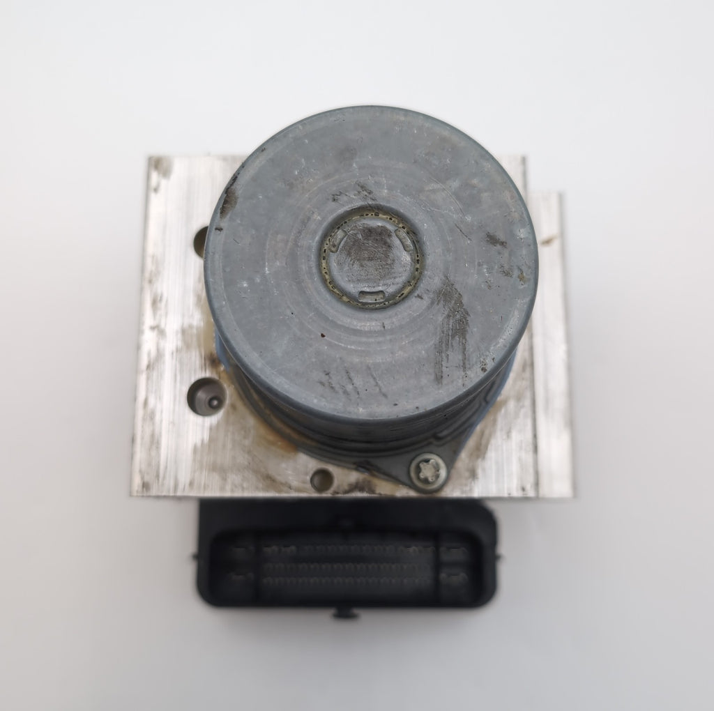 2022 Mercedes Benz SL55 SL63 4.0L ABS Anti Lock Brake Pump A0009009534