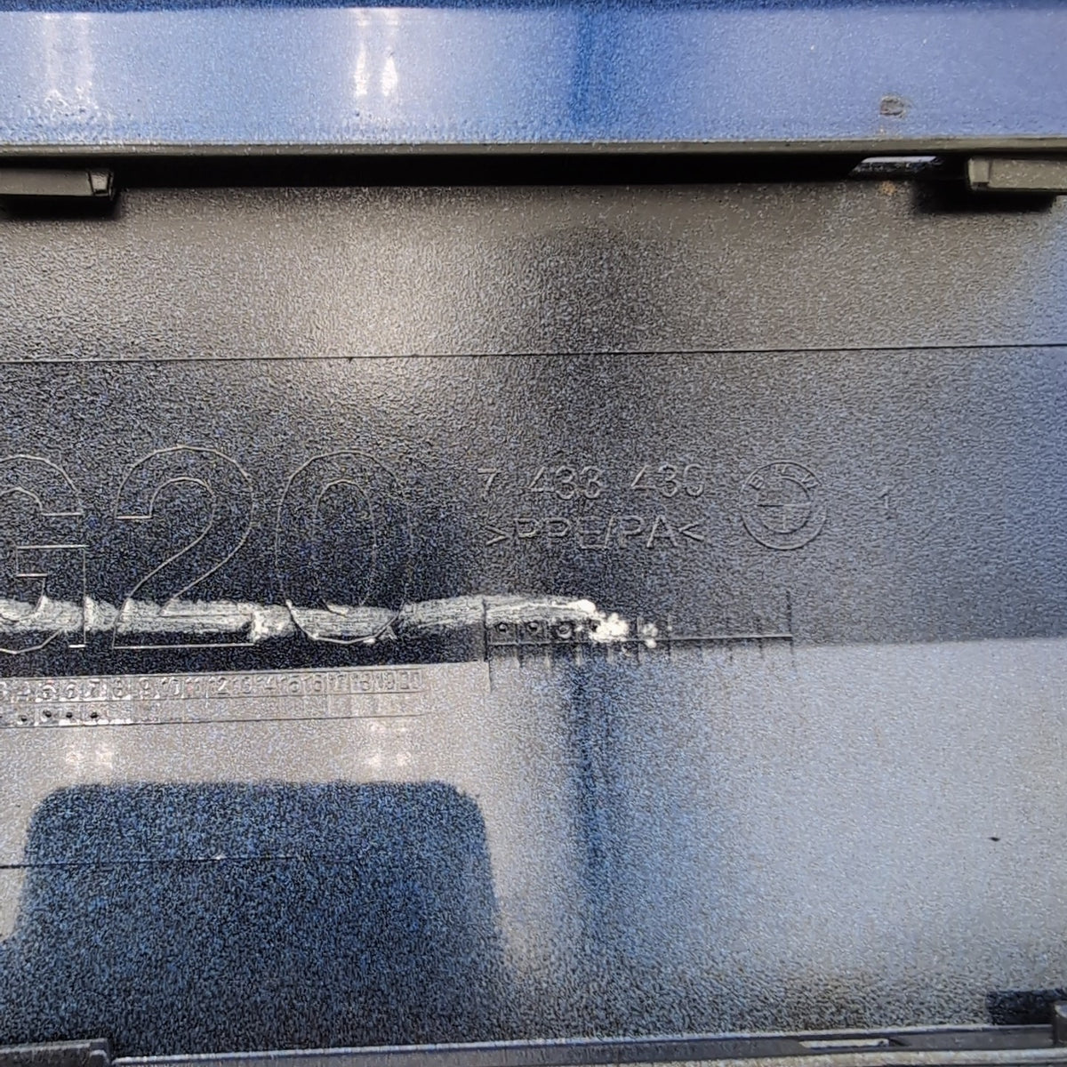 2019- 2025 BMW G20 M340I 330i Fuel Tank Door Cover Cap Lid 7433430
