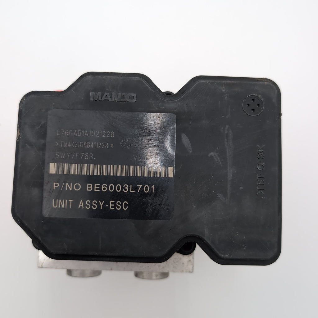 2011 2012 2013 Kia Sorento 2.4L ABS Anti Lock Brake Pump 58910-1U960