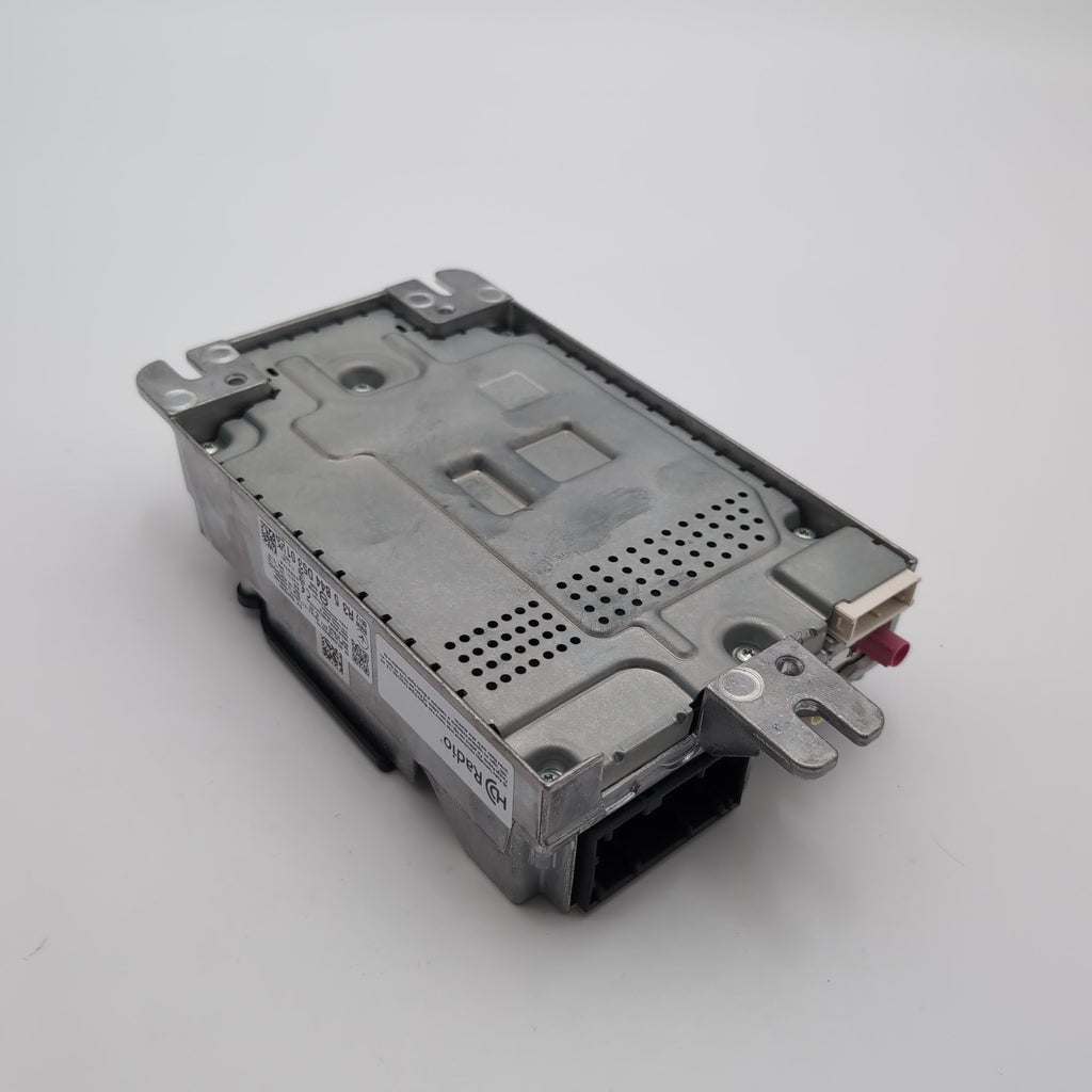 2024 - 2026 BMW G20 G60 G42 F74 X1 X2 Radio Receiver Control Module 5B44D53