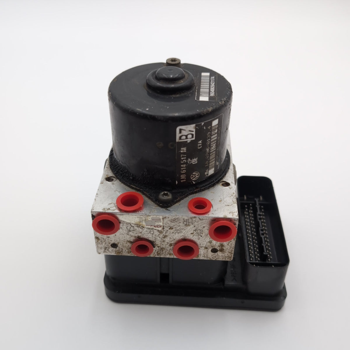 2006 - 2010 Volkswagen Beetle ABS Anti Lock Brake Pump Control Unit 1J0614517M