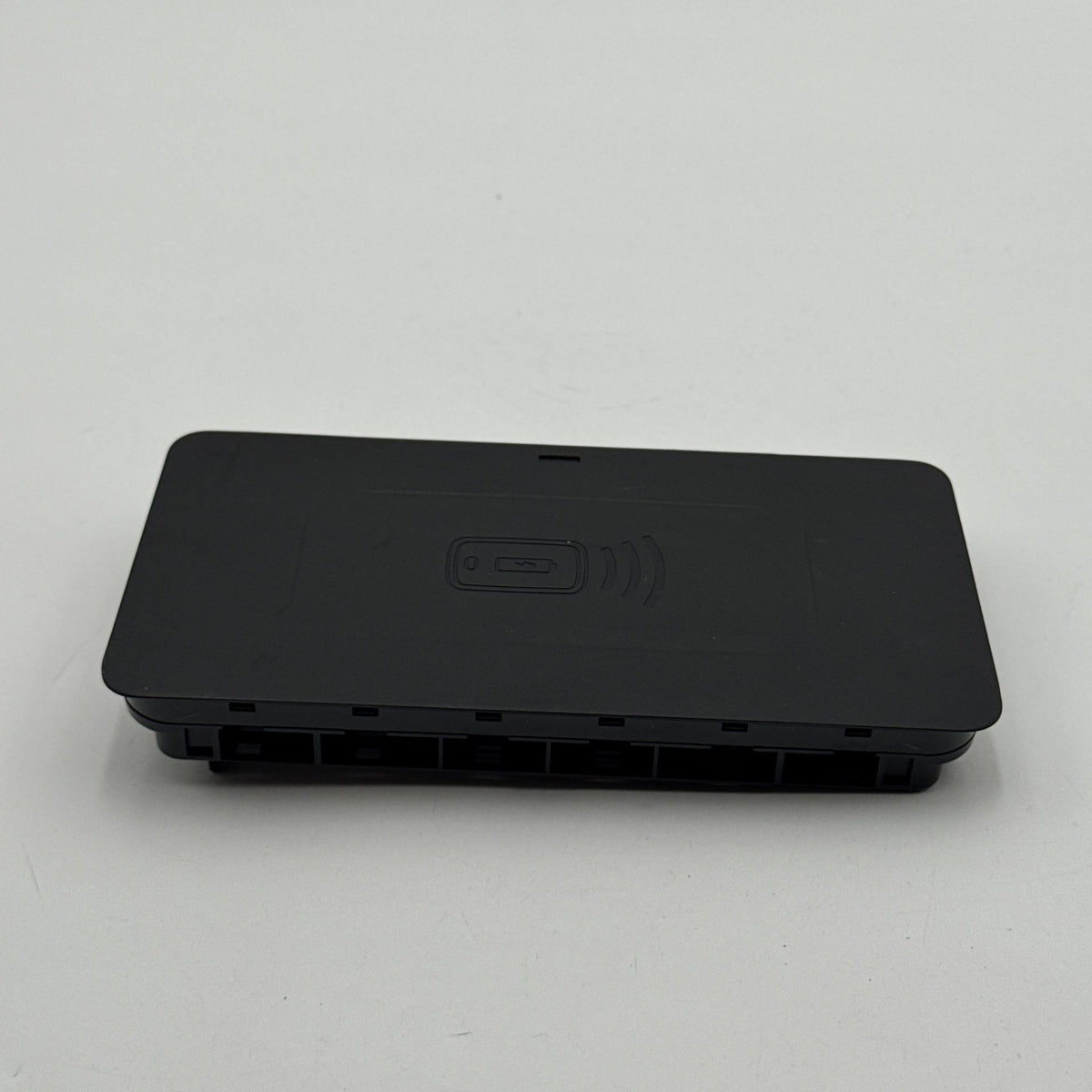 2019 - 2026 BMW G20 G22 G42 M3 M4 X3 X5 X6 X7 Wireless Charging Tray Pad