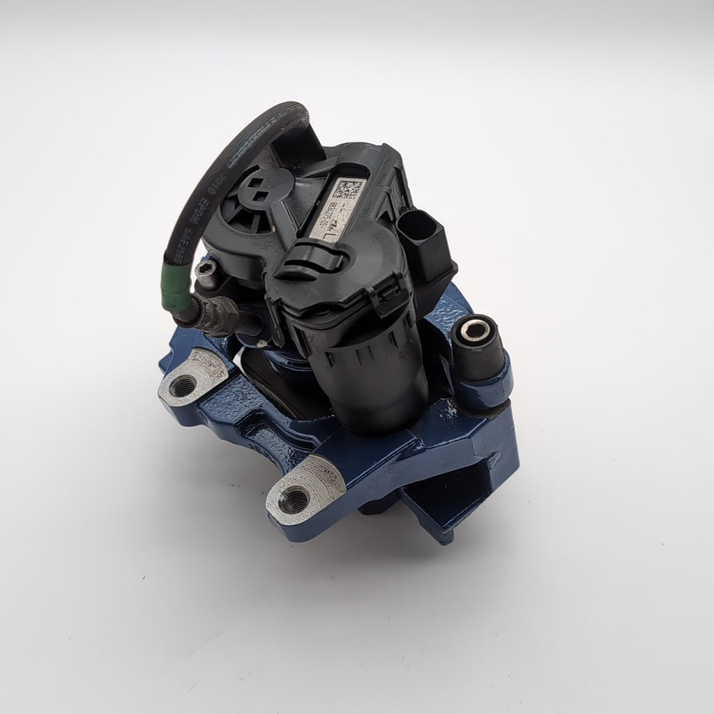 2025 BMW 550E Rear Left Brake Caliper Blue OEM 8834275