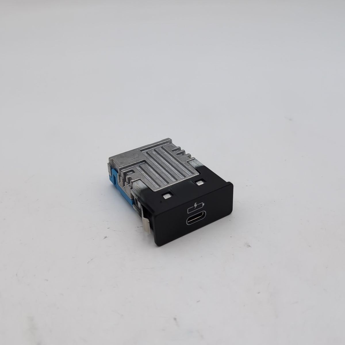 2019 - 2026 BMW G20 G21 G22 G26 G15 G30 G31 X3 Single USB Socket Port 5B51C70