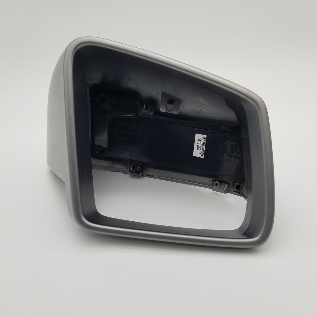 13-18 MERCEDES BENZ W463 G63 AMG MIRROR COVER CAP RH PASSENGER SILVER