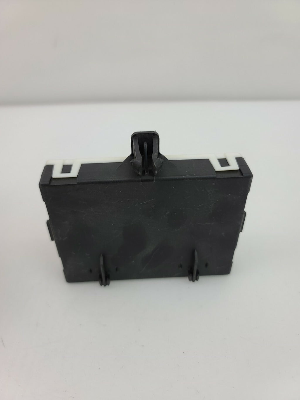 2014 - 2017 Mercedes W222 S550 S600 S63 Rear Right Side Door Control Module