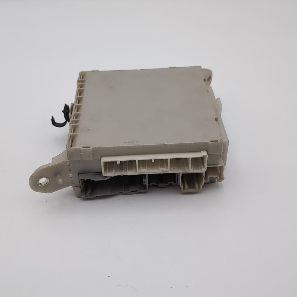 2010 2011 2012 LEXUS LS460 LS460L LS600H FUSE JUNCTION BOX BLOCK 82670-50140