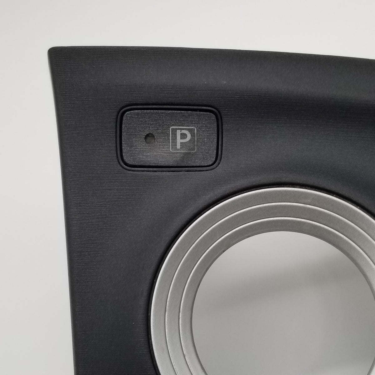 2010- 2015 TOYOTA PRIUS CENTER CONSOLE GEAR SHIFTER TRIM BEZEL OEM 5540447020