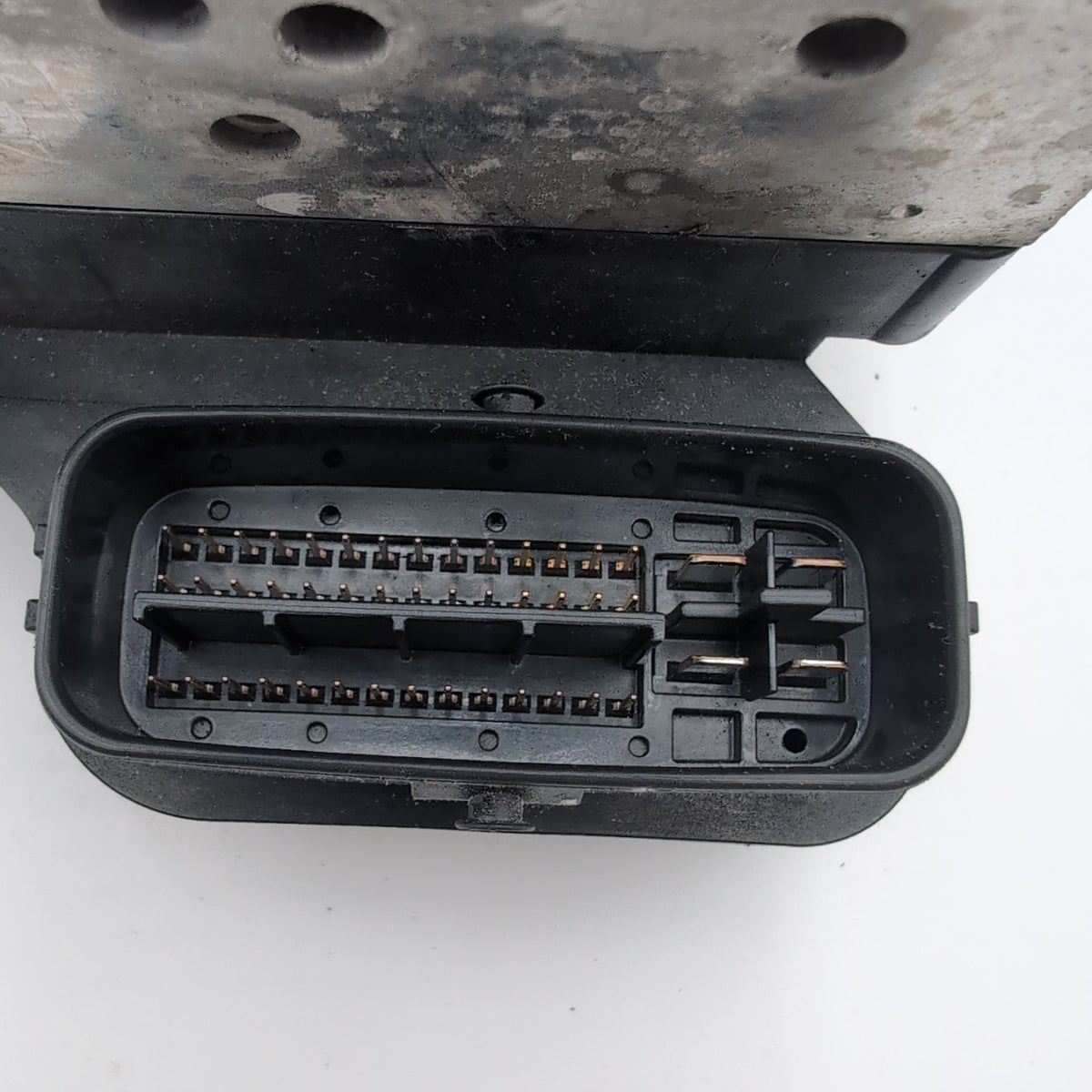 2009 2010 Toyota Avalon ABS Anti Lock Brake Pump Control Unit 44540-07051