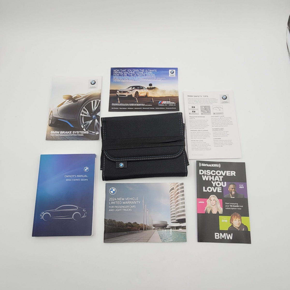2024 BMW 3 Series Sedan 330i Owners Manual Set Kit with Case OEM 5A8A749