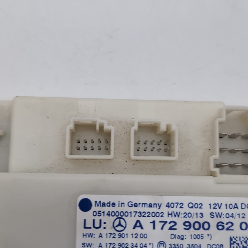 2010- 2015 Mercedes C63 C300 Keyless Go Entry Control Module A1729006206