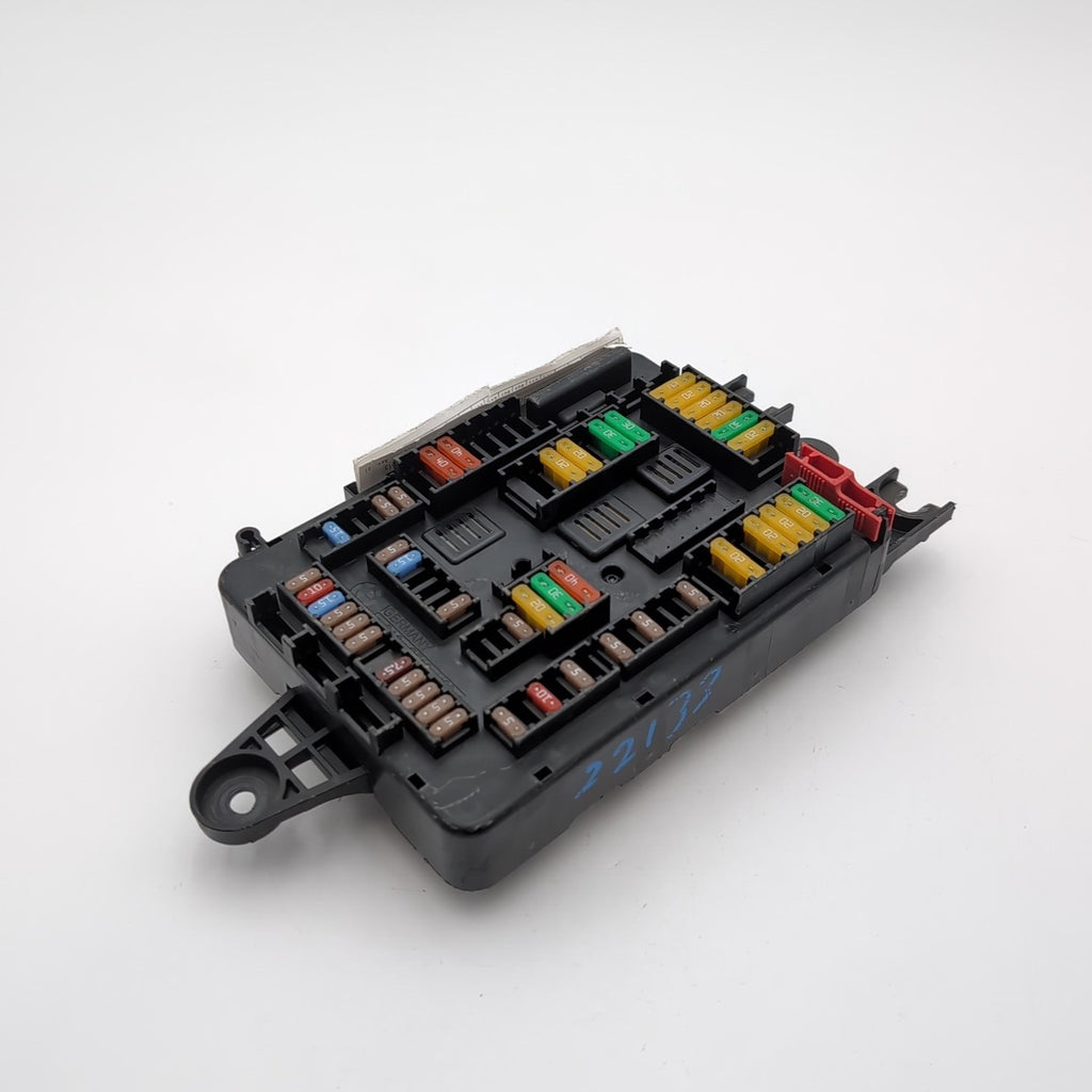 2013- 2016 BMW F30 F32 F34 F36 F80 F82 M3 M4 REAR FUSE RELAY BOX MODULE 9337880