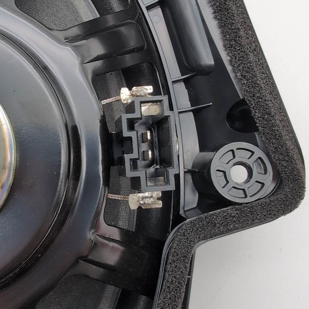 2014- 2021 BMW i3 i3s I01 FRONT RIGHT SIDE SUBWOOFER AUDIO SPEAKER 9283792