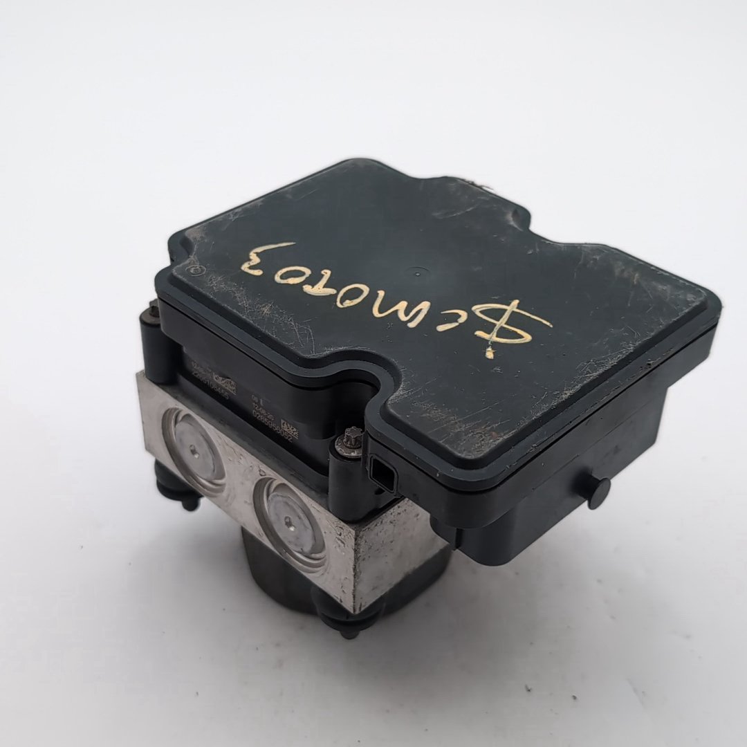 2012 2013 Nissan Versa 1.6L ABS Anti Lock Brake Pump 476609KA0A
