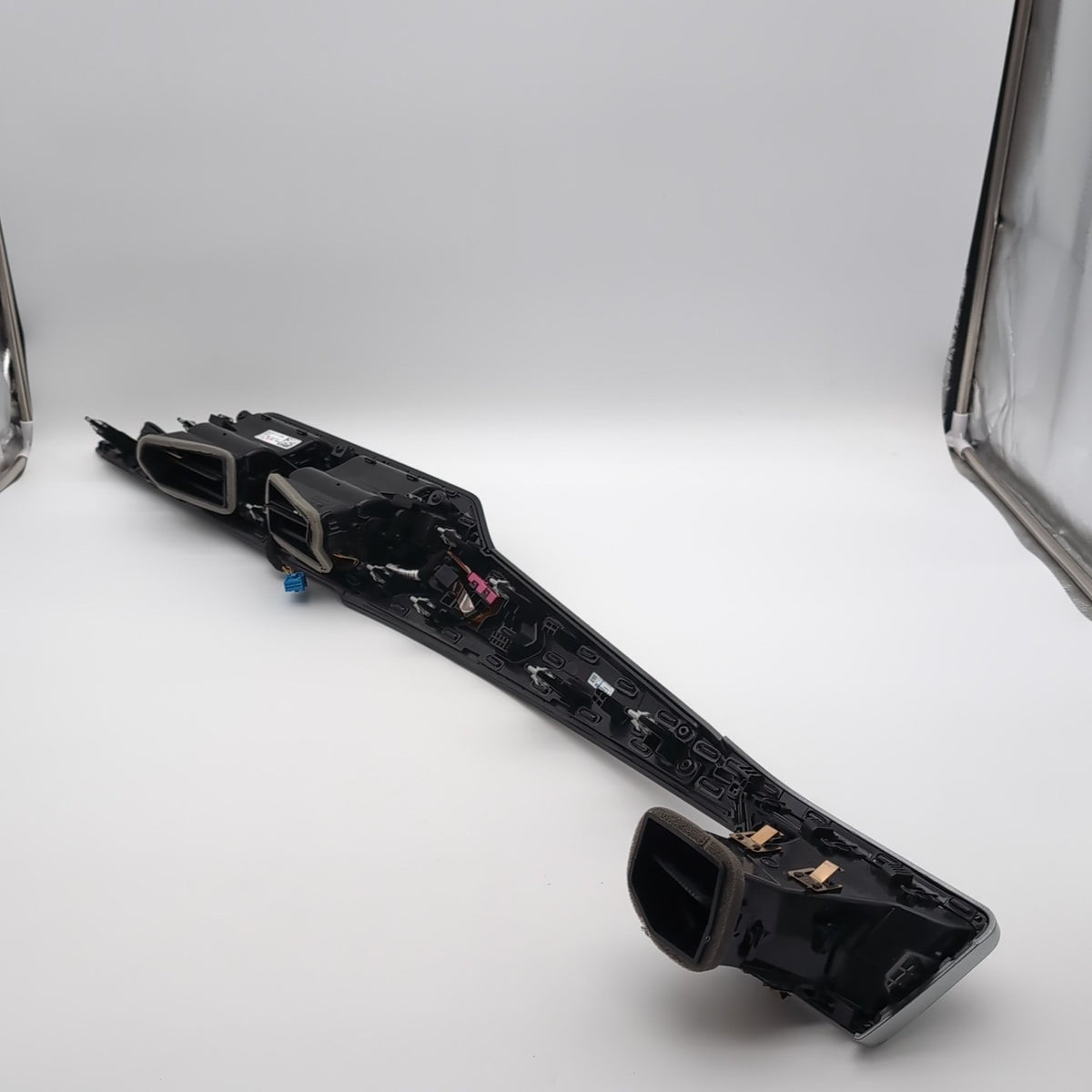 2025 2026 BMW G20 G28 G22 G23 G26 Dash Air Vent Assembly Fine Line Hellopo Trim
