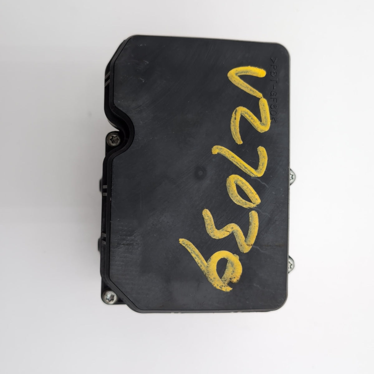 2015 Toyota Yaris ABS Anti Lock Brake Pump Control Unit 44540-52451