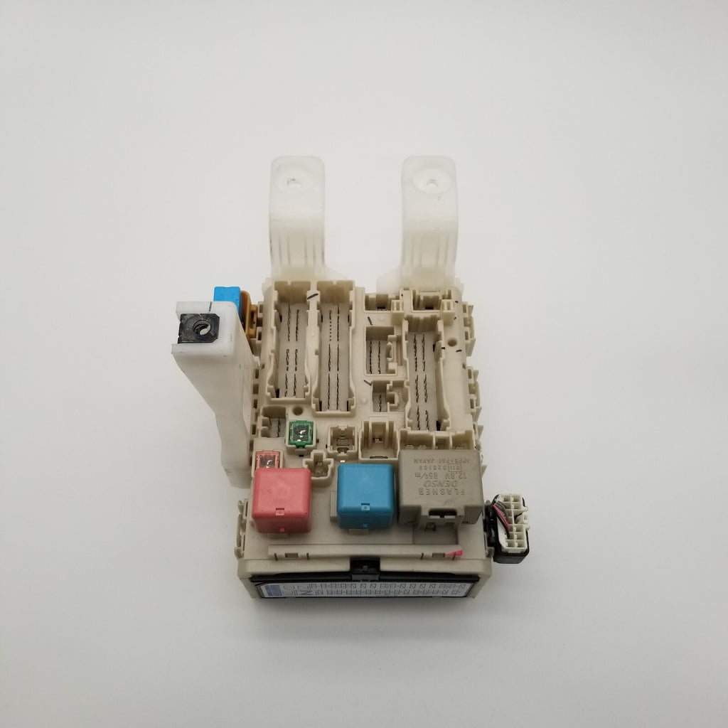 2004- 2009 Fits Toyota Prius Interior Under Dash Relay Fuse Box 82730-47300
