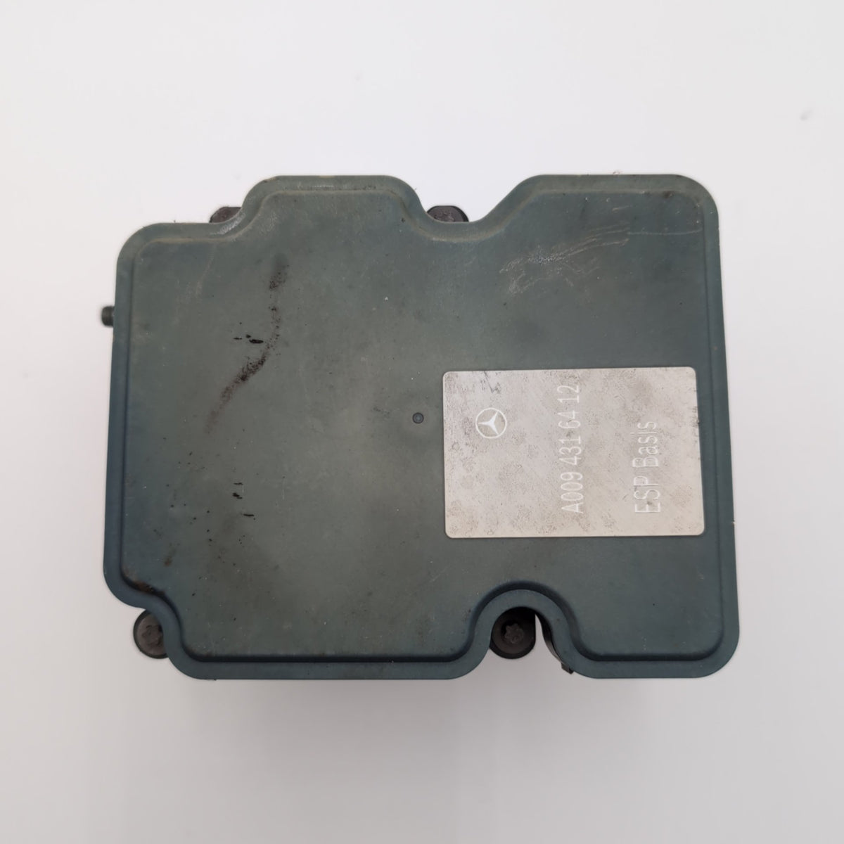 2014 2015 Mercedes CLA250 W117 ABS Anti Lock Brake Pump Control Unit A0094316412