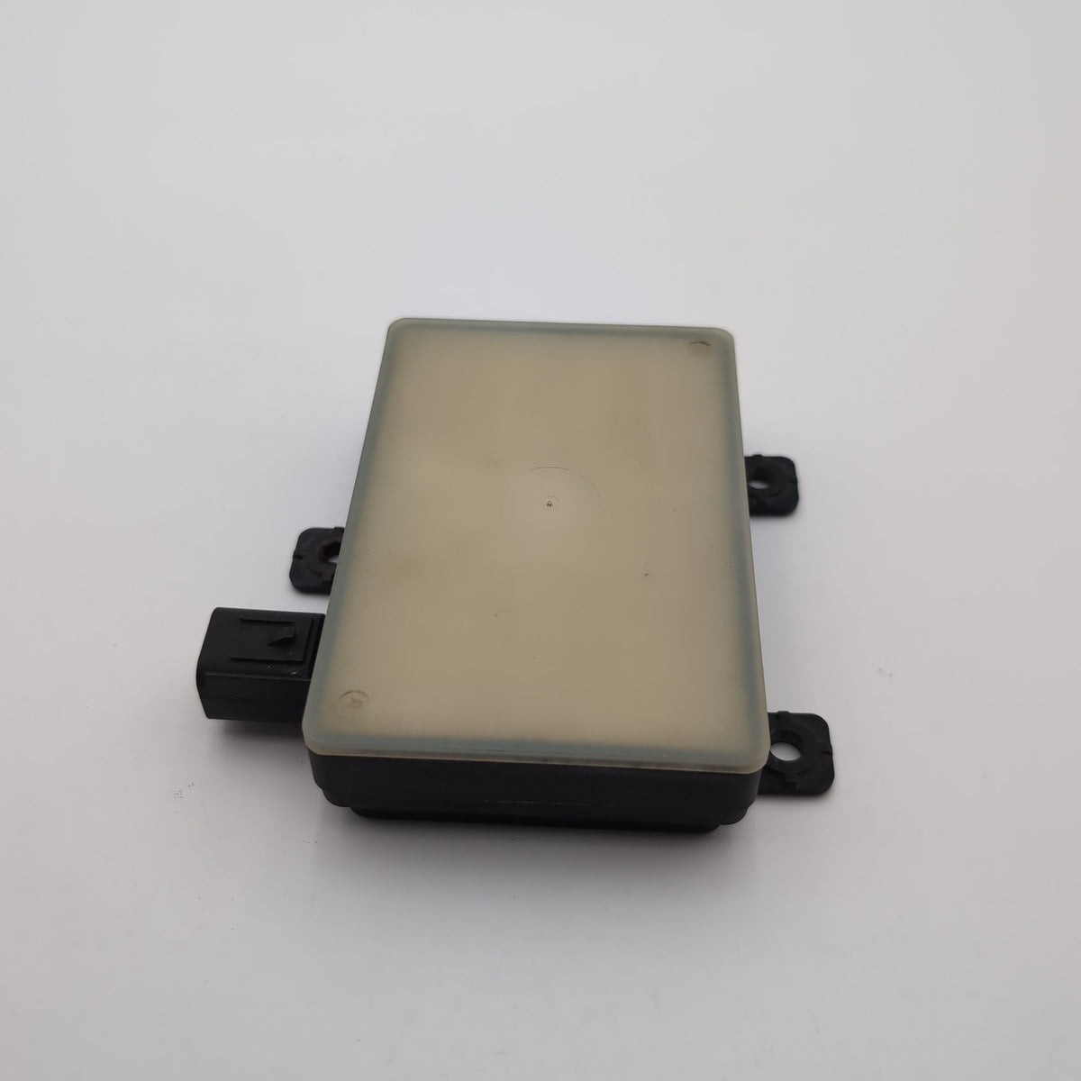 2016 - 2019 Jaguar F-Pace Rear Blind Spot Radar Sensor FW93-14F152-BD