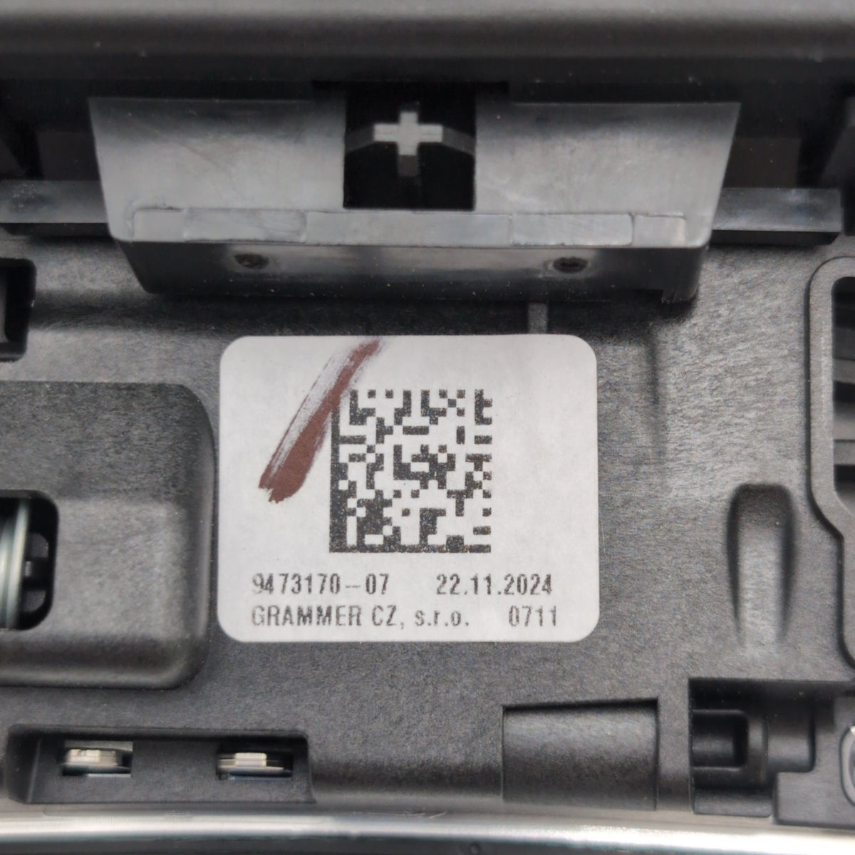 2023 - 2025 BMW X1 U11 Center Console Gear Lever Shifter Panel 9473170 5A8CC87