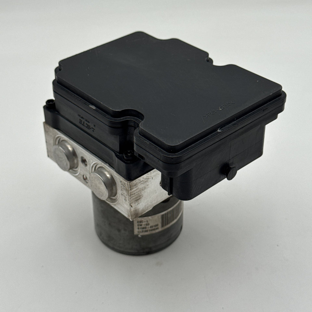 2018 2019 Hyundai Sonata ABS Anti Lock Brake Pump Control Unit 58920-C2210