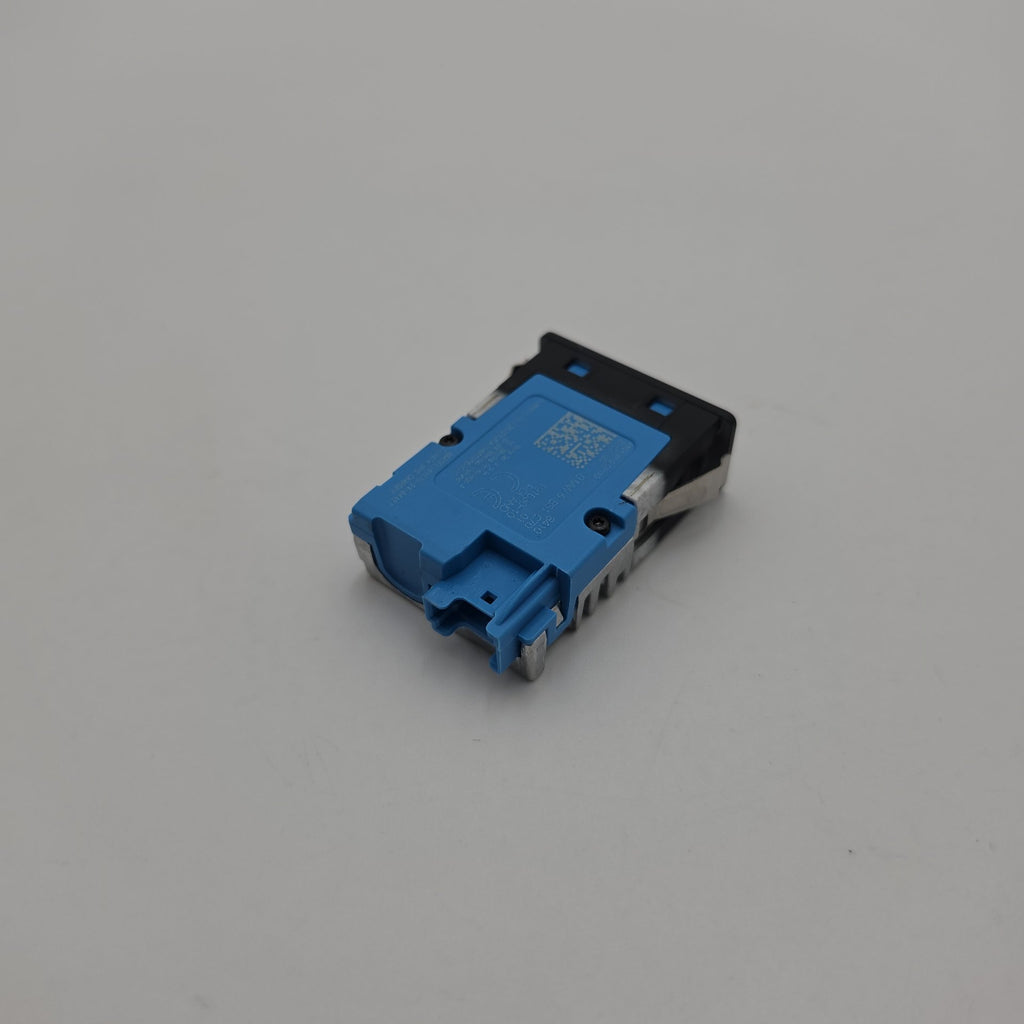 2019 - 2026 BMW G20 G21 G22 G26 G15 G30 G31 X3 Single USB Socket Port 5B51C70