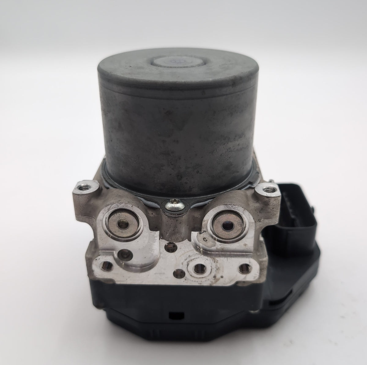 2018 Infiniti Q50 3.0L AWD ABS Anti Lock Brake Pump Control Unit 476604GV0A