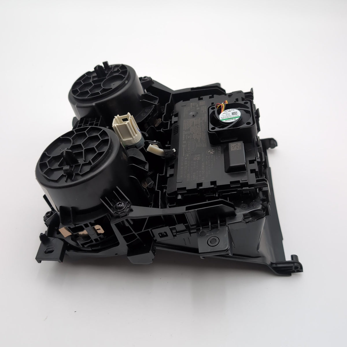 2025 2026 BMW 228i F74 Front Cup Holder Wireless Phone Charging Pad Tray 5A36552