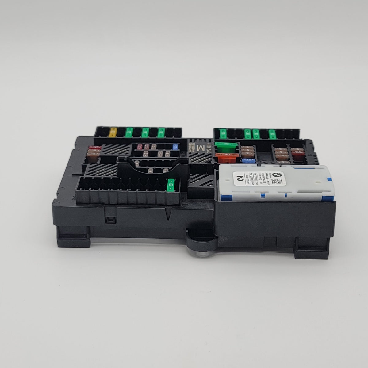 2018- 2023 BMW X4 X3 G02 G01 FUSE BOX REAR CONTROL SWITCH 5A04502 8795478 OEM