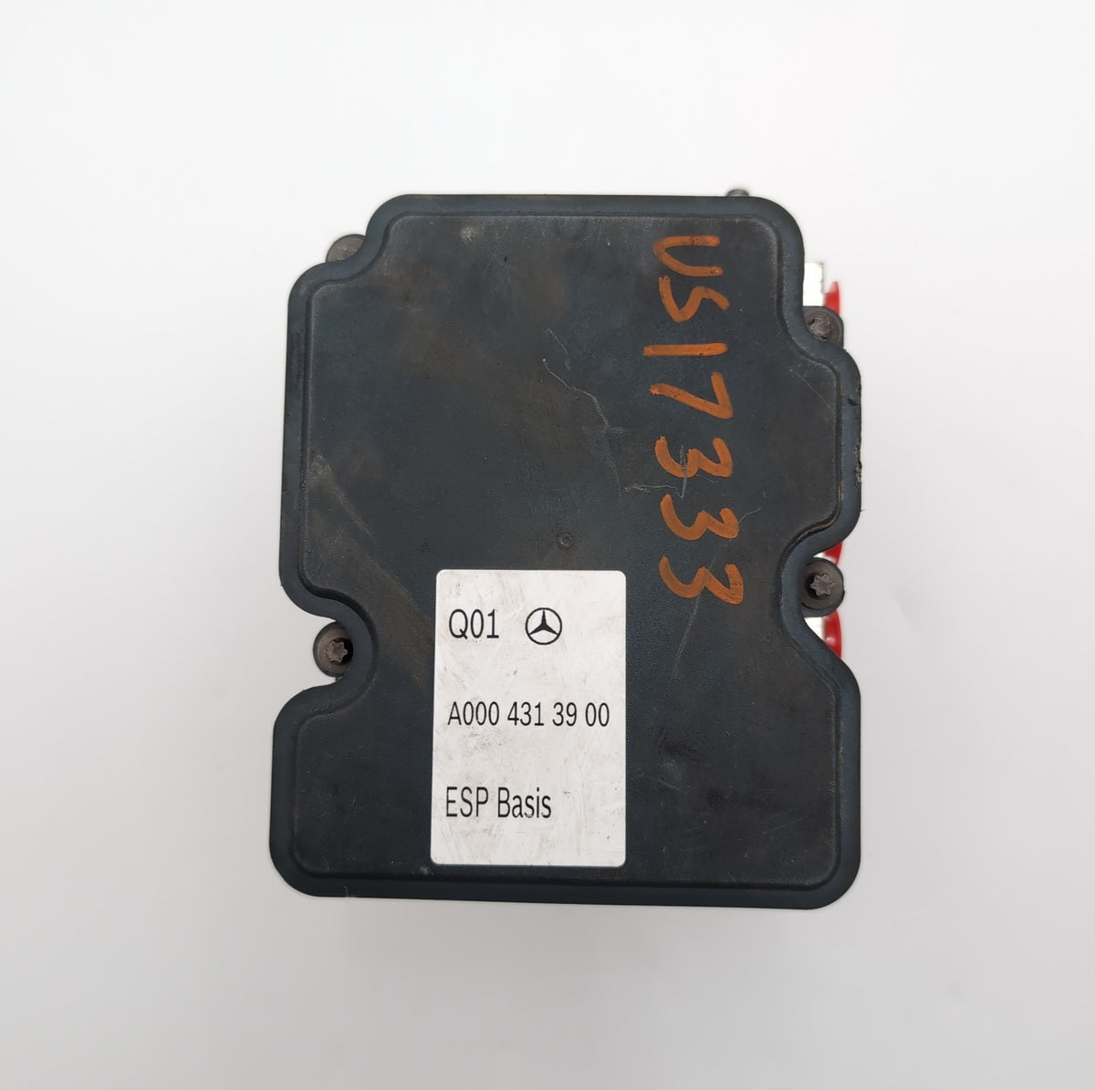 2016 2017 2018 2019 Mercedes GLA250 ABS Anti-Lock Brake Pump Control A0004313900