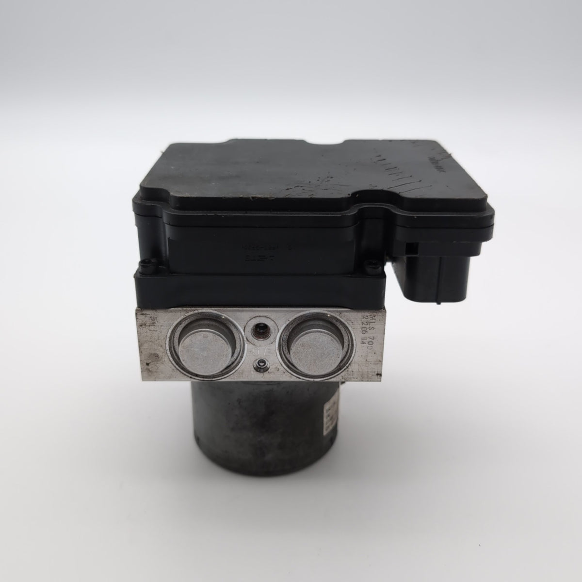 2014 2015 Kia Soul ABS Anti Lock Brake Pump Control Unit 58900-B2506