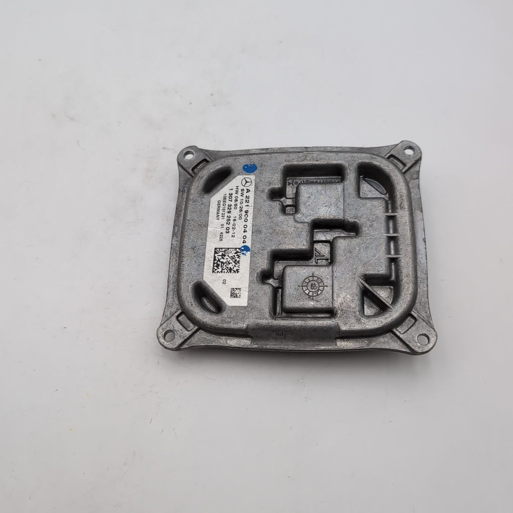 10-14 Mercedes W221 S550 CL550 LED Headlight Xenon Low Beam Ballast Module Unit