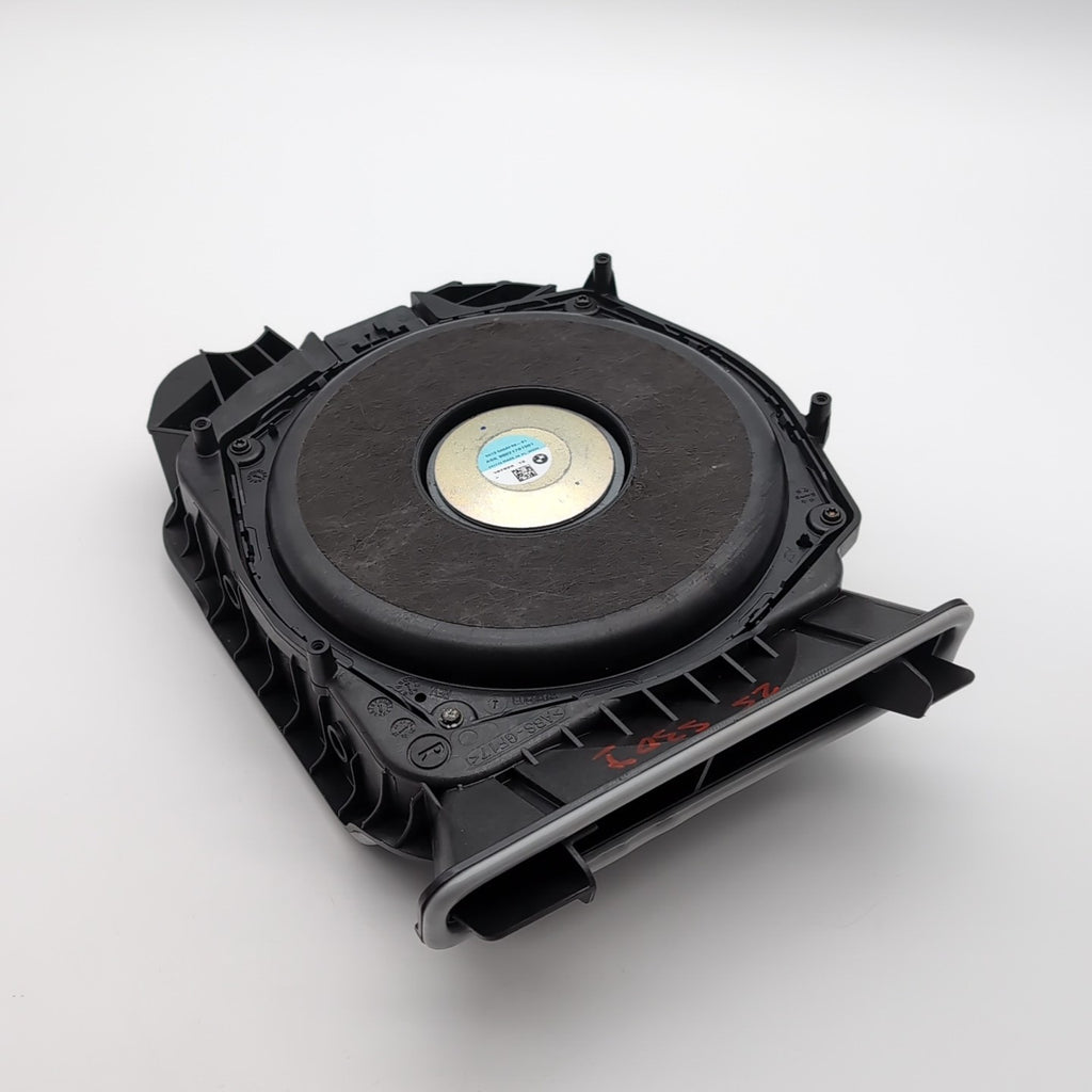 2024 2025 2026 BMW 530i 540i G60 Right Subwoofer Speaker 5A5AF88