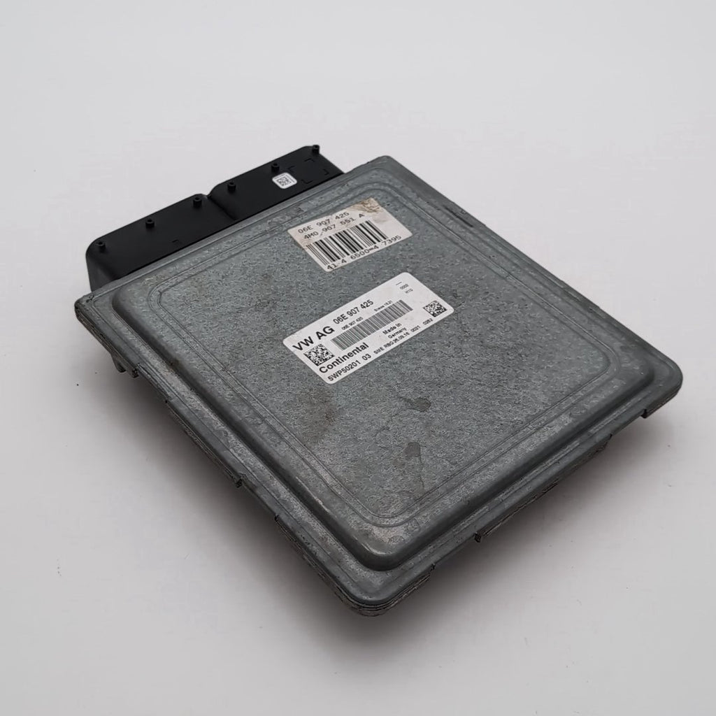 2017 2018 2019 Audi Q7 Engine Computer Control Module ECU 06E907425