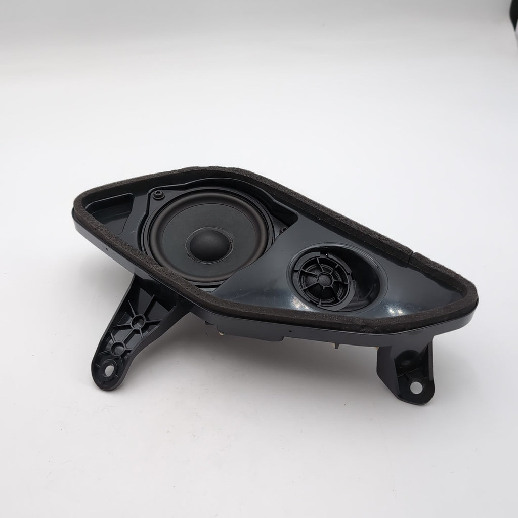 2019 - 2026 BMW X5 Rear Right D Pillar Harman Kardon Speaker Tweeter 2622520