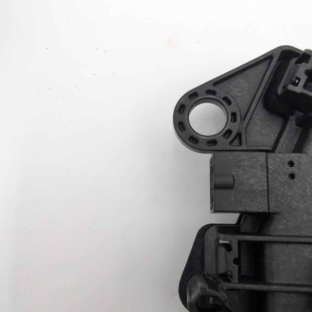 2022 - 2025 BMW X1 X2 Trunk Lid Lock Latch Actuator Assembly 9450528 5B539E4