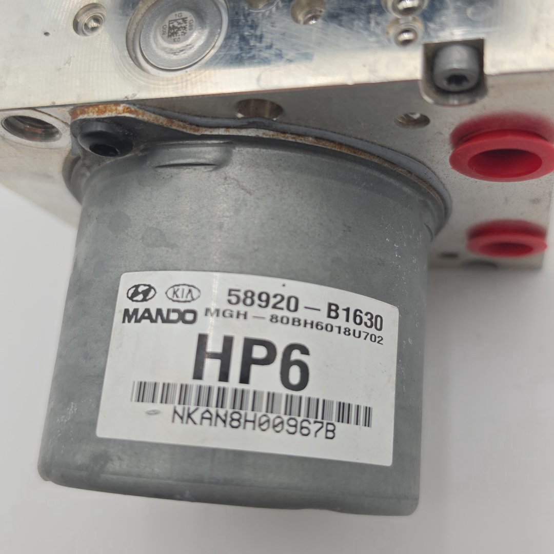2017 2018 2019 Genesis G80 3.8L ABS Anti Lock Brake Pump 58920-B1630