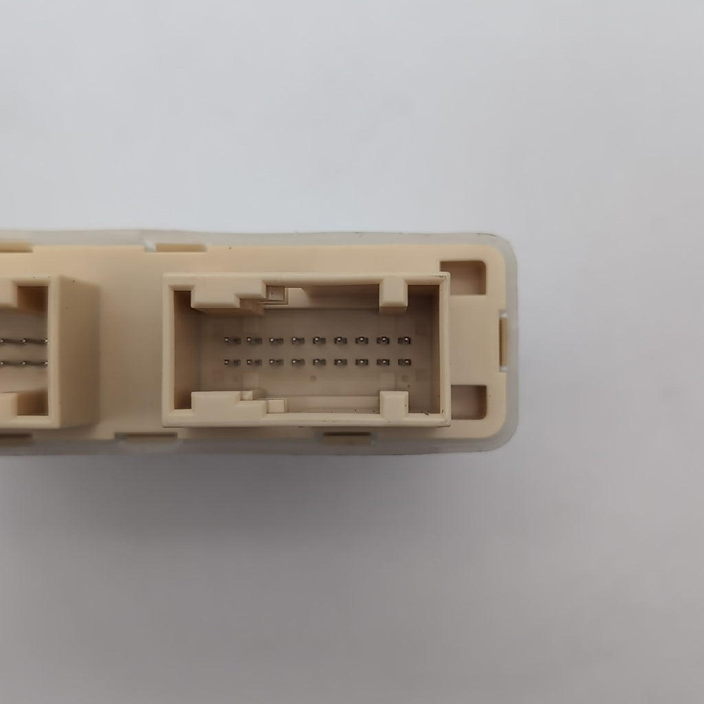 2019 - 2025 BMW i4 430i G26 X4 USS Ultrasonic Sensor Control Module 5B58481